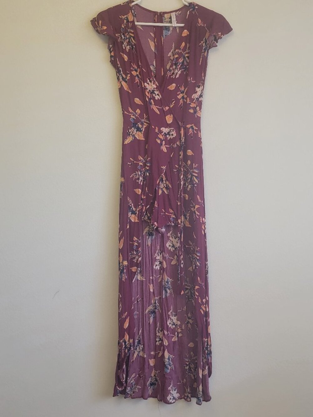 Summer Xhilaration Violet Flower V Neck Dress & Shorts Outfit, Size XS $20